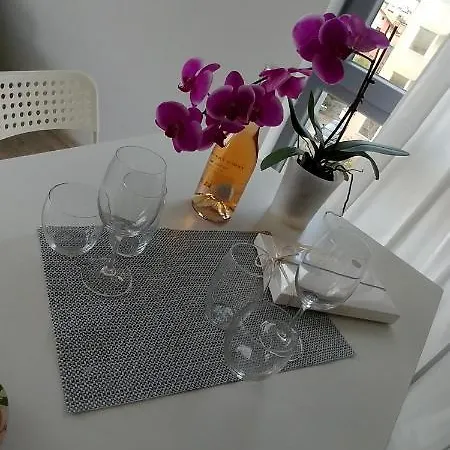 Apartment на брега на морето - сарафово *